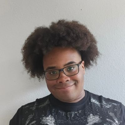 2001GeoVA's profile picture. Discord: eagleking_38
Email: SoaringSkyStudio01@gmail.com
Linktree: https://t.co/2PvRohiufZ
