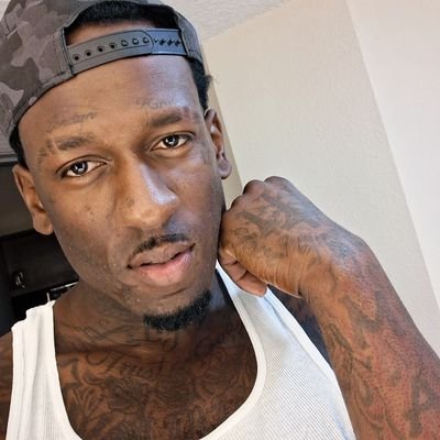 God🙏🏿 | Family💯| Music🎸
BirdmanJrJr #WeezySon
Loyalty Is Forever Everything