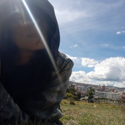 fogataie's profile picture. Poetry is my way 📚
                                                      Sometimes Lawyer 👩‍⚖️
💛🖤