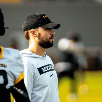 HaydenWells05's profile picture. Safeties Student Assistant @mizzoufootball