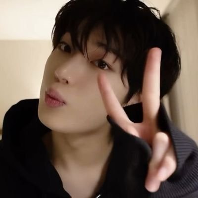 mawi_143's profile picture. 