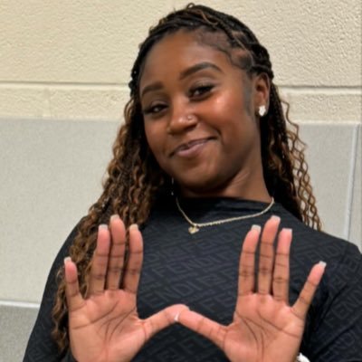 4x HOF/ DesotoU/ Former WNBA/ Mentor/ Motivator/ Nike EYBL National Champion / Instagram : @coachariley