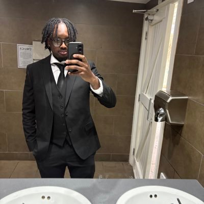 dennz_18's profile picture. Arsenal/Heats