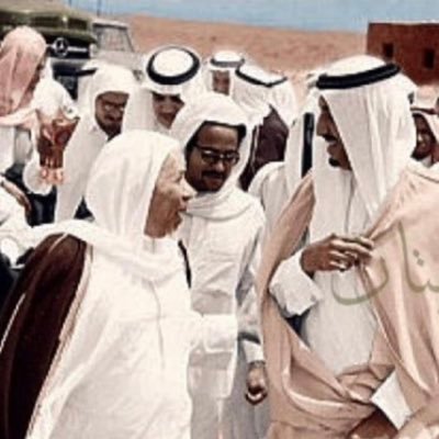 يارب يامن بيده كل شيء اشرح لي صدري ويسر لي امري وافتح لي ابواب الخير .