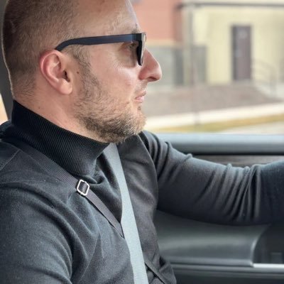 greekaue's profile picture. Грек в США Американский уклад