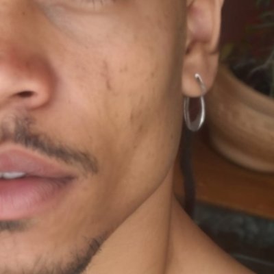 NSFW🔞 torto, peludo e suado.
Hairy, uncut & filthy
Smoking, feet, precum & old underwear
Worship the bent cock.
📩 DM for packs or https://t.co/KtuJKaIEAD