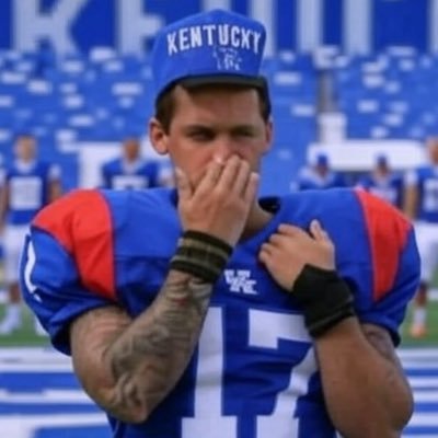 BBN BEARS BULLS CUBS WDS i like to kick the ball far
