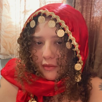 Não aprendi sobre o Tarot, apenas reconheci 💫 Descendente do Povo Cigano🌹 Reikiana 🧙🏻♀️ Autoconhecimento🔮