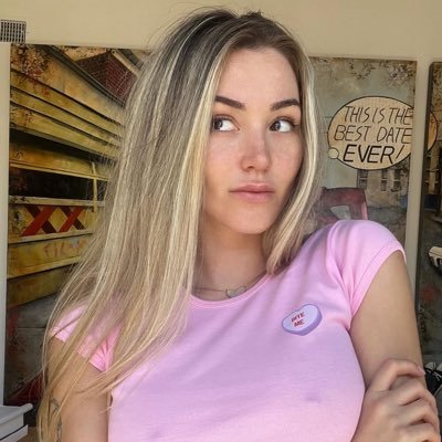 MCandace5's profile picture. 