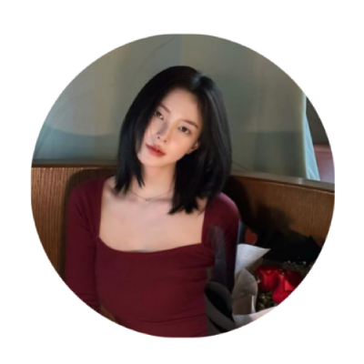 🕊️. UNREAL. ⟢․⁺ A kind-hearted soul painted ‘midst the feminine melody of dainty mademoiselle with her perfection at sweet epistle: “1996.” 𑁍