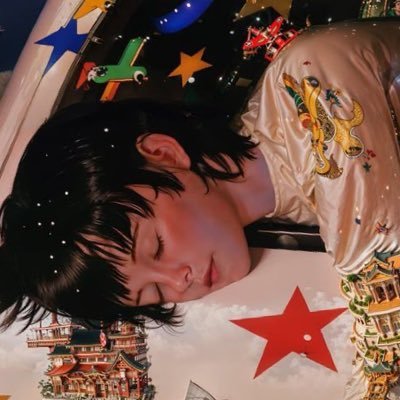 littlebignerdy's profile picture. 