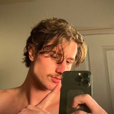 CalebDeannn's profile picture. I like to run, gym, read & build apps / dm if u wanna build apps