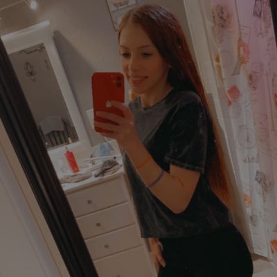 money magnet 💵 — Snapchat: logann_shaee $40 tribute, or be ignored💅🏻 •CA- $augustFoster2021