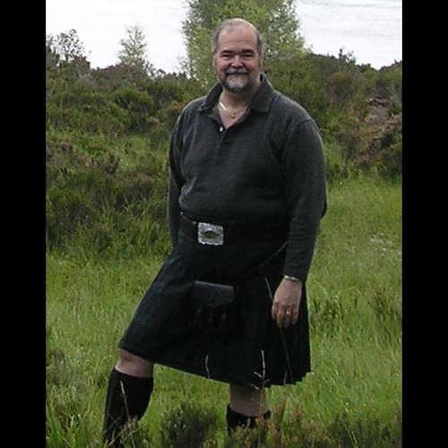 TRCIII's profile picture. Happiness Evangelist Pursuing Leisure Inactivities; Male: Husband, Father, Grandfather, Godfather;
Singer/Guitarist/Computer Guru/ Reader/Writer/Editor/Student