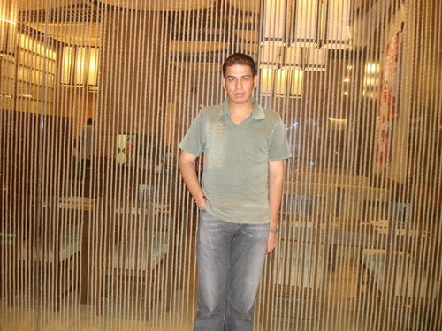 roshaanm's profile picture. 