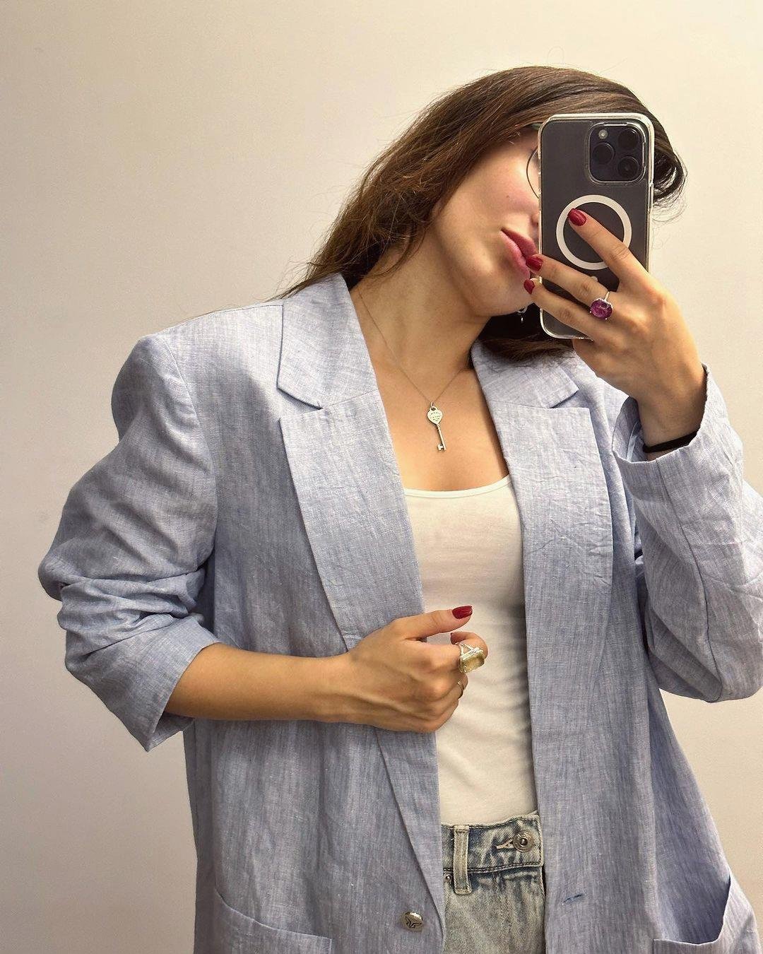 zvfjsqw04719854's profile picture. 