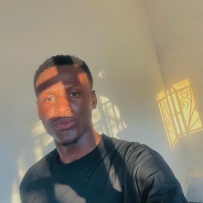 MosesTarawally4's profile picture. The voice in the burning bush 😩🔥🙏