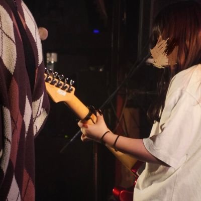 Osaka/08
軽音でギタボやってます
イブオブ、猫セゾ、アルコサイト、ユニゾン、オーラル、フォーリミとか色んなバンド漁ってます!
https://t.co/WQ1OURhj9r