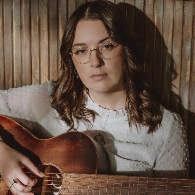 Folkestone based 🌊 artist featured on BBC Radio 2, 6Music & Love Island UK. lucymaywalkerofficial@gmail.com