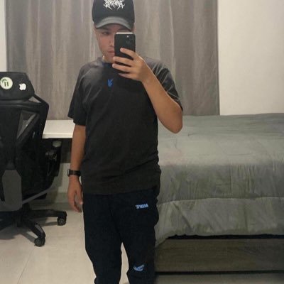 sebas101809's profile picture. 