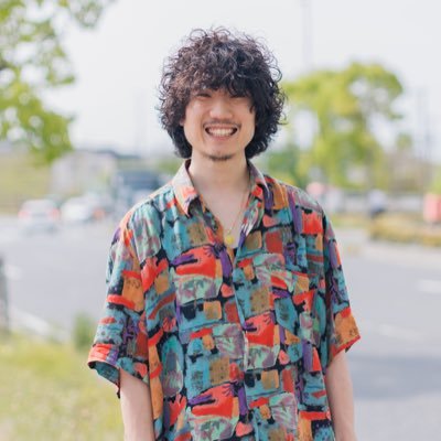 広島西風新都cocoro美容師✂︎18年目。ホワイトブリーチ、ハイトーンのヘアカラー、白髪を明るく染めること、ショートスタイルが得意です。写真も趣味です。人狼生配信してます。週1プールで鍛えてました(過去形)毎日映画見てました(過去形)ご予約は下記ウェブサイトorDMにて。YouTubeチャンネルもリンクから✨