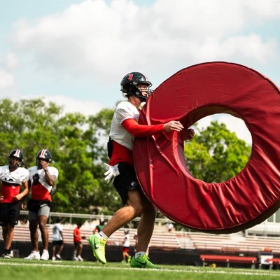 BrooklynMaxey11's profile picture. I 6’1” 195lbs I C/O 2027 I 3.5 GPA I WR/DB/ATH I Carrollwood Day High School I Cell#: 813-557-5541 I