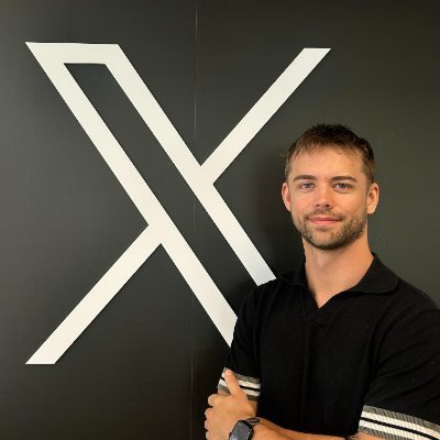 OskarXAlmgren's profile picture. Helping SMBs in the Nordics scale with X ads — DM for tips
Book a meeting with me for a free consultation

#SMBMarketing #XAds