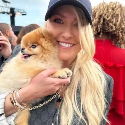 KateEvans63359's profile picture. 