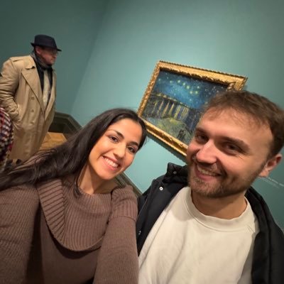 ✞ Christian | Wife | Iranian | Neuroscience | Theology | Unicorns | Tea, Coke Zero, poetry