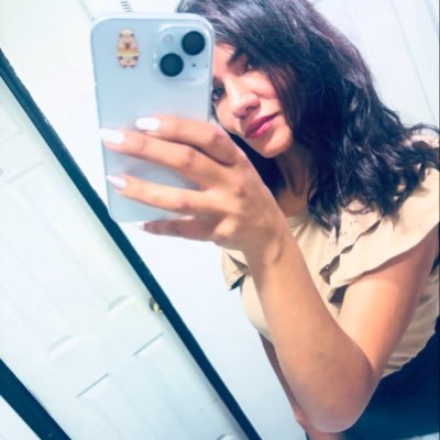 Adm. Financiera Administradora Gral. Aceros Reseller Mamá de Sofía Y Noelia ❤️Feliz con el amor de mi vida.. Camilo Angulo 😍😍❤