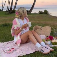Sydney (@ccastillowhs) 's Twitter Profile