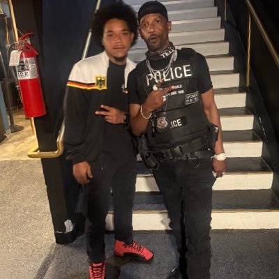 DKBeLive's profile picture. Your Favorite Reactor