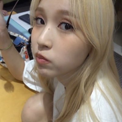 Ķ āæĶ éĶ š« ą§² . loquita, transtornada y obsesiva con skz y twice