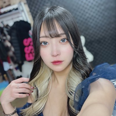 お店に会いに来てくれた人としかプレイしません。お店のシフトは #うにの予定 から。動画販売や写真投稿はmyfans。PayPay→kbs_4_