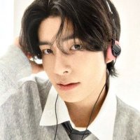 . (@shimstagram) 's Twitter Profile