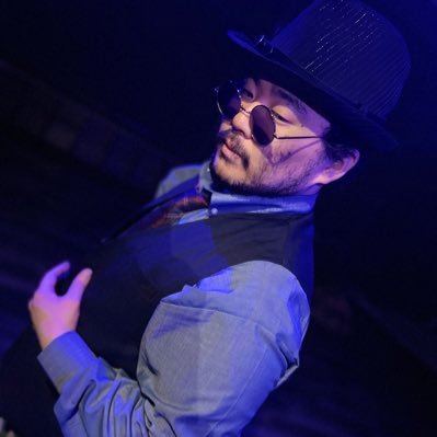 趣味はストリートダンス、ダブルダッチ、歌舞伎、アクションしてます。まだまだ挑戦者です。ジャンルはLOCKとKRUMPをしてます。仕事は11年目の介護士。出会う人一期一会に日々感謝。またにインスタとYouTubeにストリートダンスを投稿、APEXミラージュ専です。ジョジョラーでディオ・DIO信者です。孤独のDanです