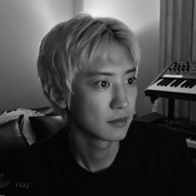 Warm hearted guy from exo with his well proportioned face. He would bring heaven and hell to you at the same time. 1992's pride. MDNI