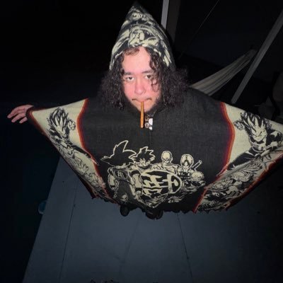 MedicxtedAngxl's profile picture. 27 and existing