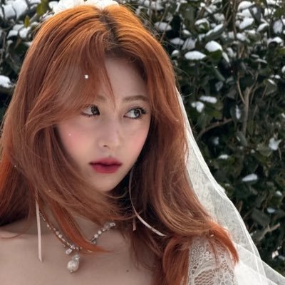 loonaeverglow's profile picture. kpop, gl series, and more 🫶 21