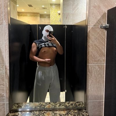maskedgymmbro's profile picture. Dom Top Content, Tucson/Phoenix, lover of sloppy head and used hole (HMU for collabs)