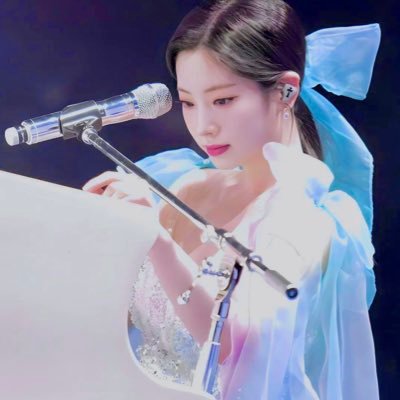 ZXQ5bOAgf681683's profile picture. 