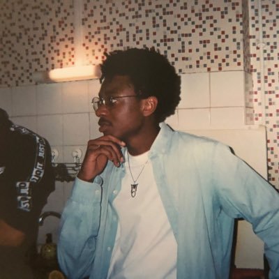 🇧🇯🇹🇬 | Music enthusiast | R&B lover | FL adepte | whxsneel@gmail.com
