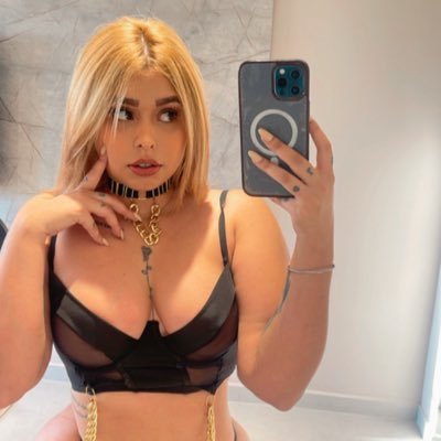 Escorpiana❤️🔥 Ig: Chely.jimenez024 Aguantando el dolor pero nunca las ganas 🔥