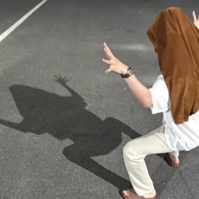 notcatidoscope's profile picture. private where i tweet every single thought in my head…