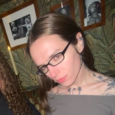 your trans tattooed crush, your forbidden fruit, the apple of your eye. https://t.co/utjKse8CKL  tsjuliepayne@protonmail.com for inquiries