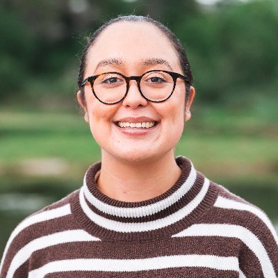 PhD student @UCSBfemst | Thinking about older lesbians of color, digital archives, negative affect, community memory. | @Dartmouth alum | Views are my own