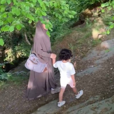 Derby81818274's profile picture. @ftf_fba https://t.co/m2NYUbWpko