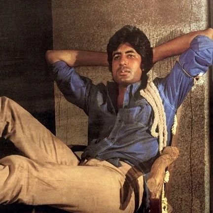 vardh_here's profile picture. Peace is the choice of the strong.