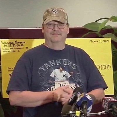 I'm Michael J Weirsky the winner of $273,000,000 million from Mega millions jackpot winners I'm giving away $50,000 to my first 2k followers..be a winner today