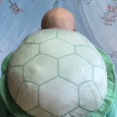 福井県のプールイベント行きたいな🐢リアル亀仙人じゃ🐢スマホですが写真撮るの好きです🤳 亀仙人になったら子供達が喜んでくれた👶ラーメンマンもよろしく🍜
